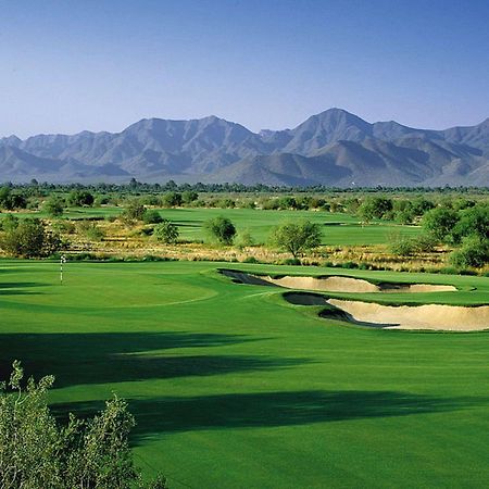 Hampton Inn & Suites Scottsdale At Talking Stick Bagian luar foto