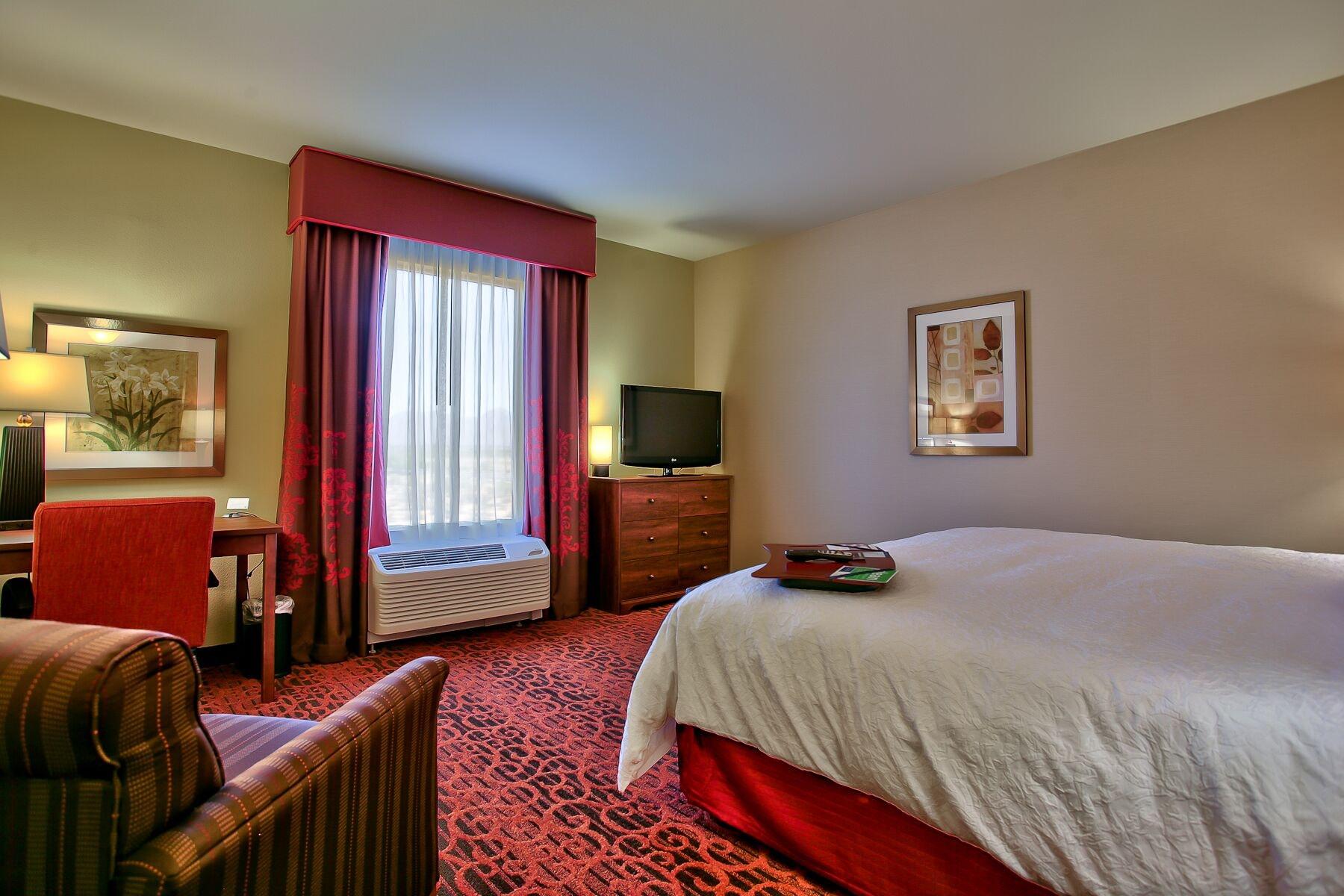 Hampton Inn & Suites Scottsdale At Talking Stick Bagian luar foto