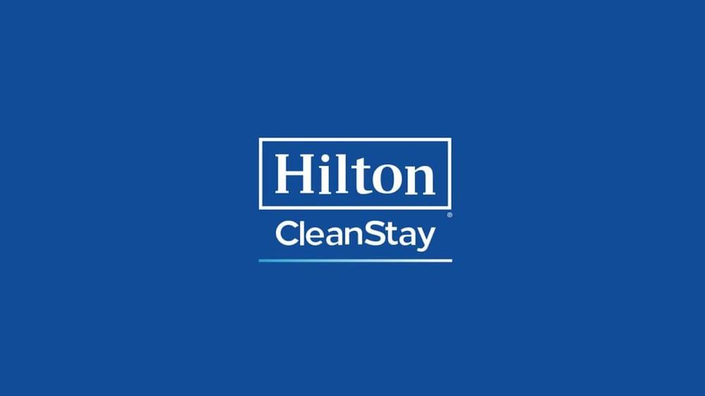 Hampton Inn & Suites Scottsdale At Talking Stick Bagian luar foto